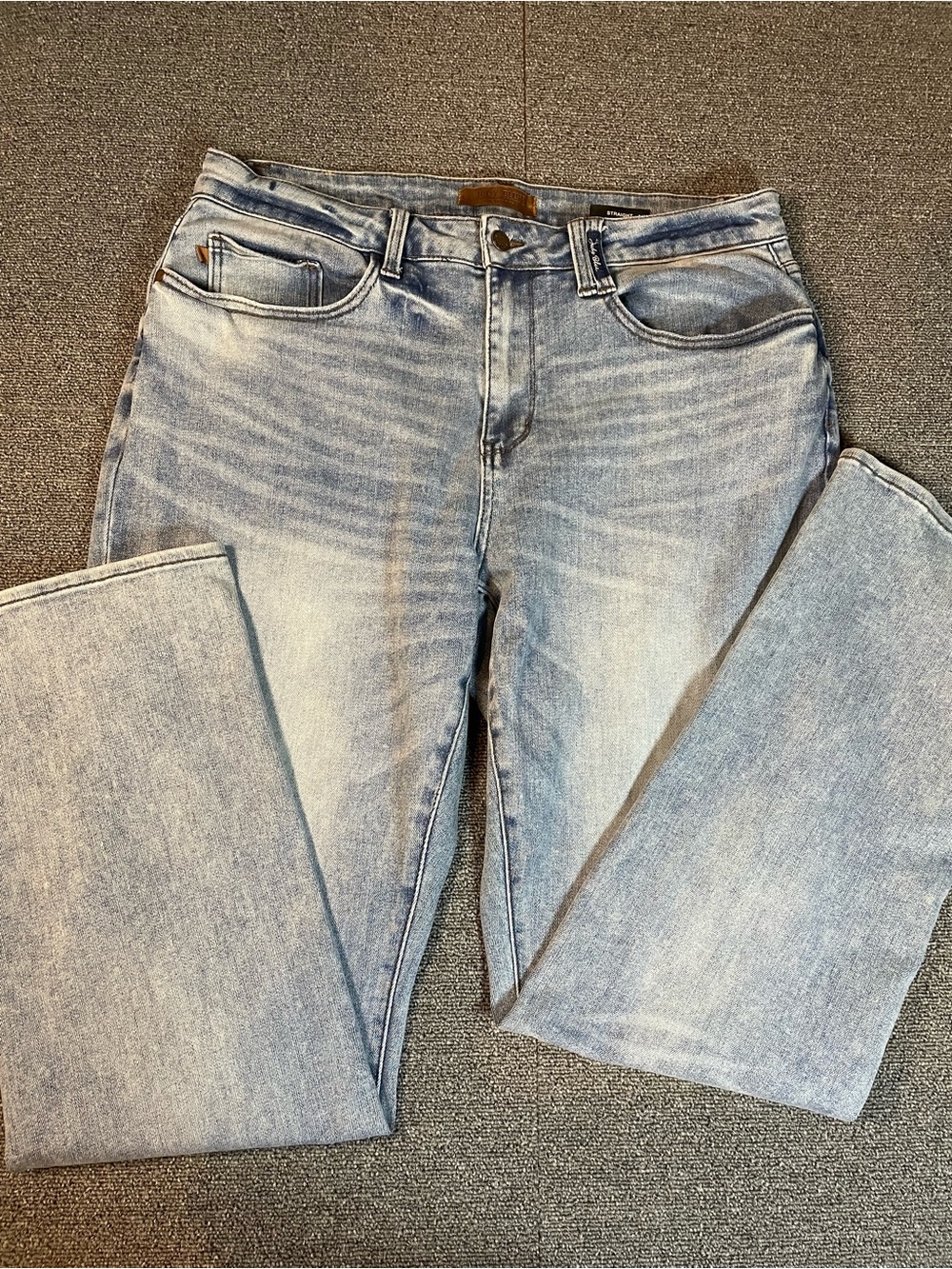 Judy Blue Light Blue Straight Leg Jeans